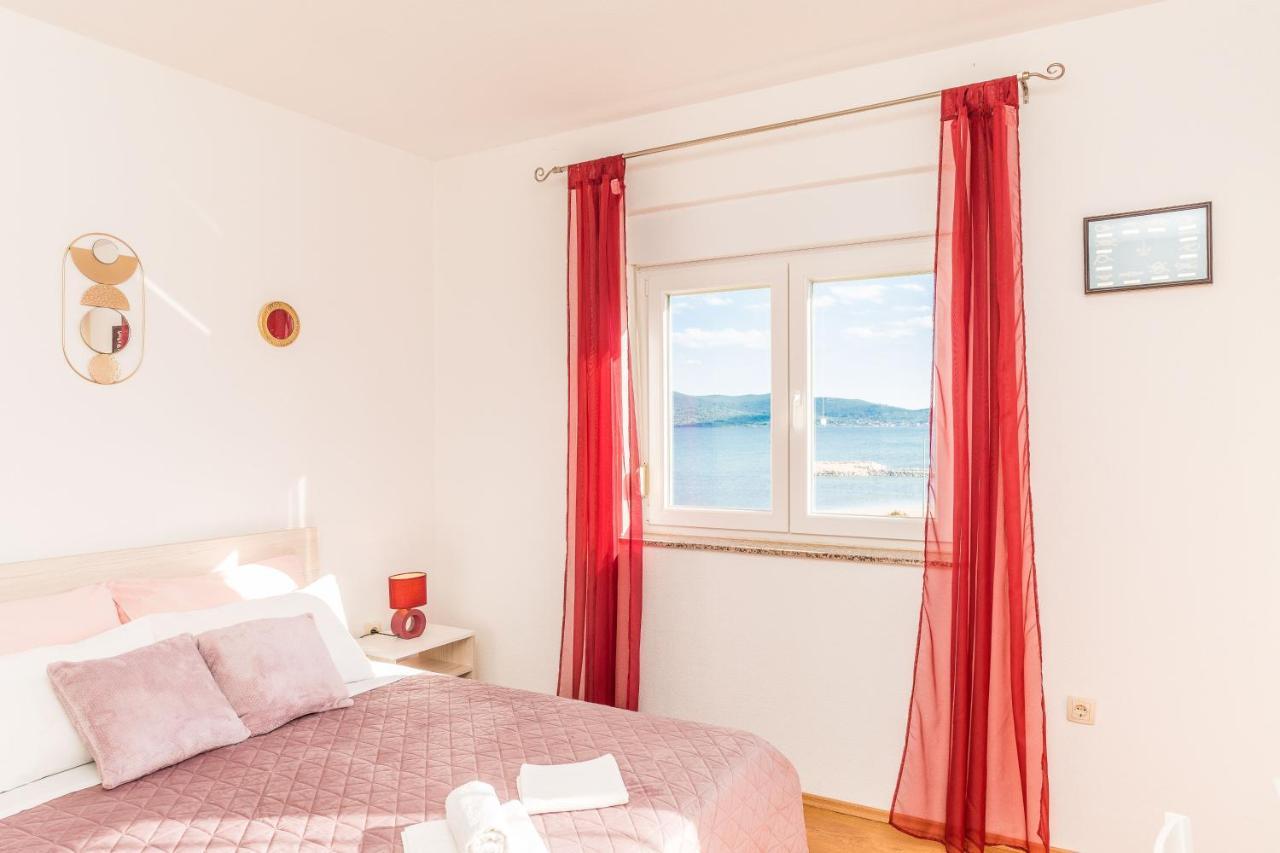 Sukošan Apartments Matilda מראה חיצוני תמונה