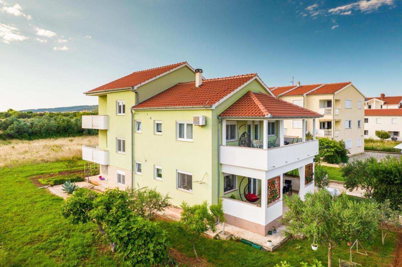 Sukošan Apartments Matilda מראה חיצוני תמונה