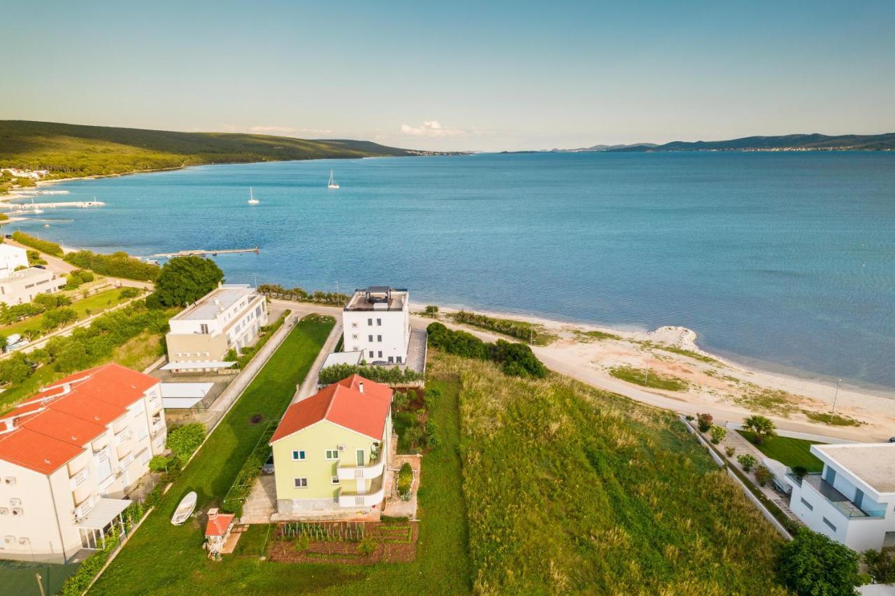 Sukošan Apartments Matilda מראה חיצוני תמונה